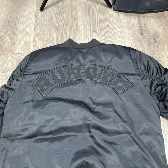 Adidas Originals x Run DMC Bomber Jacket Black Red Lining Men's Size Small - Picture 7 of 7